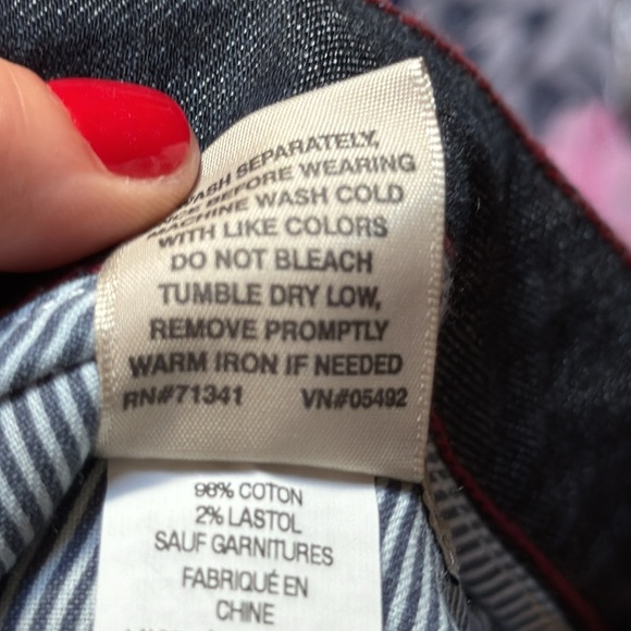 NWT L.L. Bean Slim Leg Favorite Fit Straight Rinsed Jeans Women’s 16 Reg - Picture 4 of 6